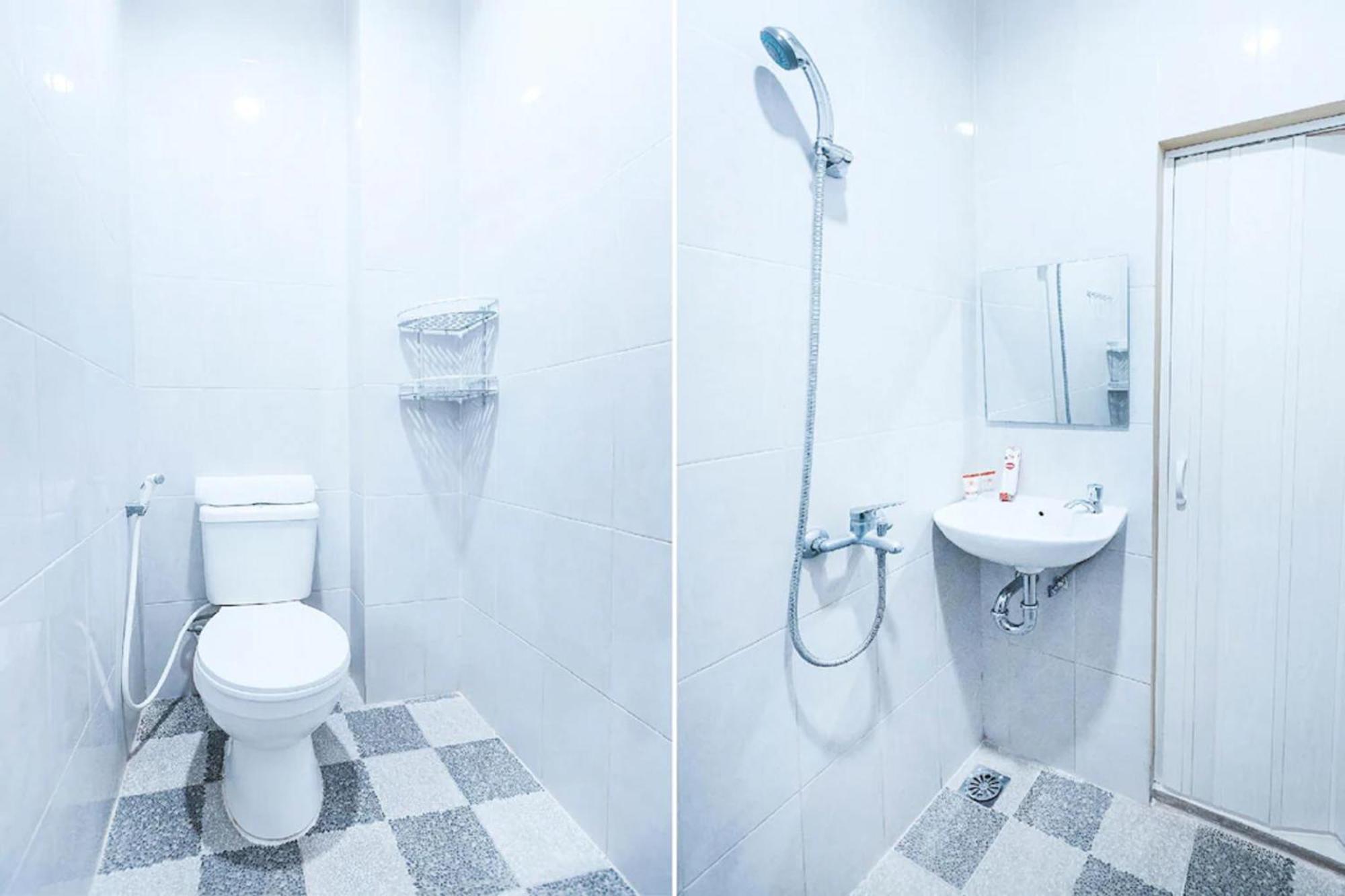 Oyo 478 Balcon Biru Hotel Джакарта Екстериор снимка